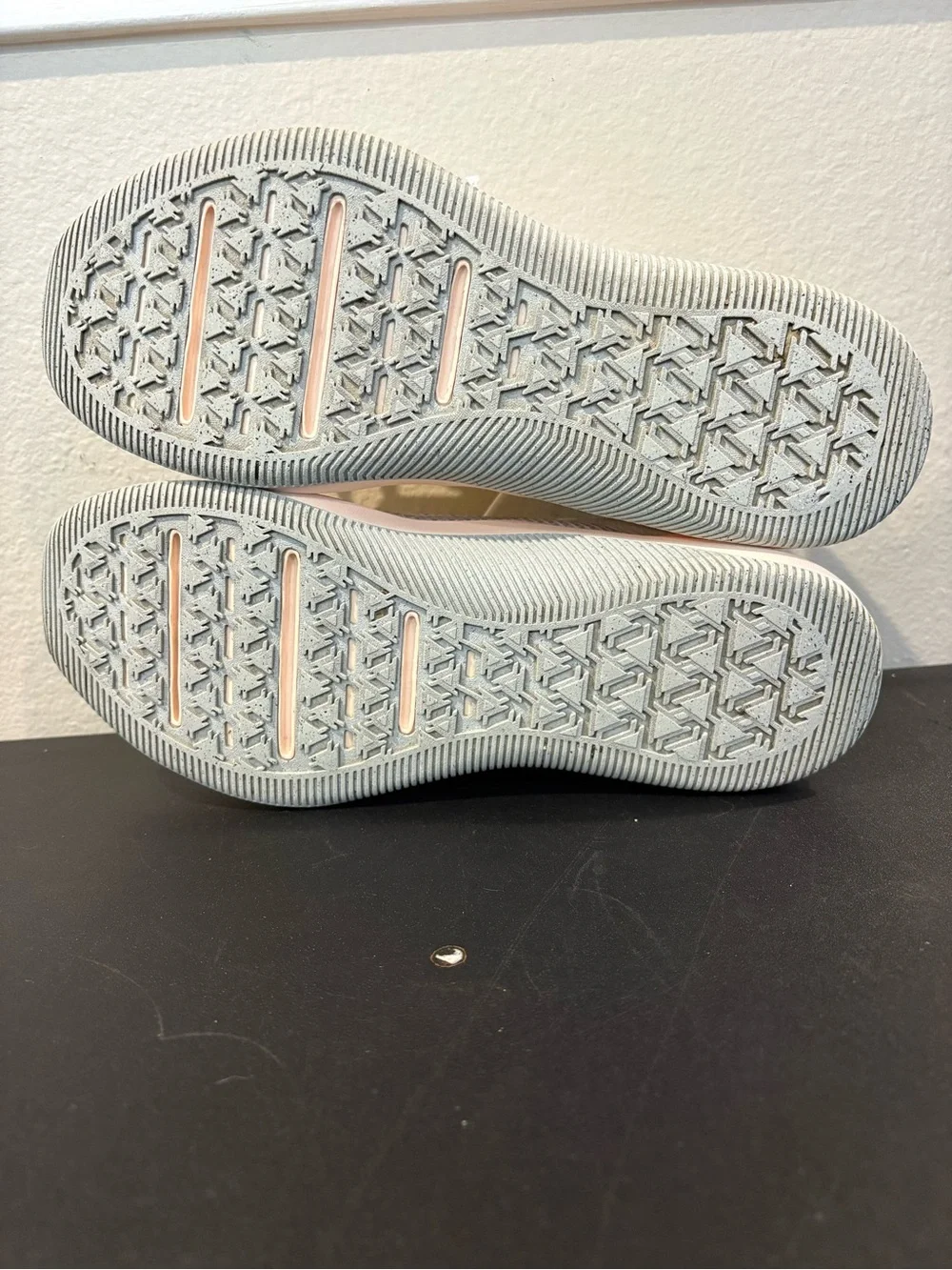 Nike MC Trainer 2 Sneaker Women’s Size 8 Ivory/Pink/Rose Shoes DM0824-104 - Picture 8 of 9